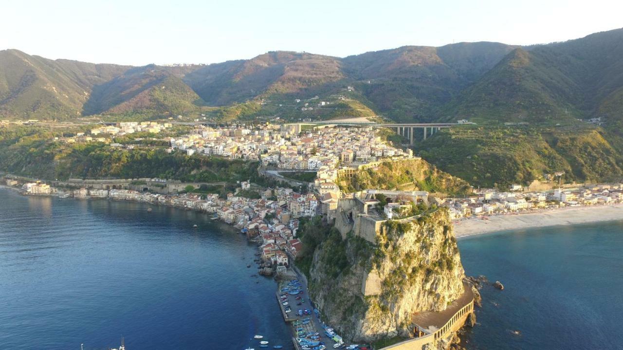 Il Ritratto Casa Vacanza Scilla Exterior photo