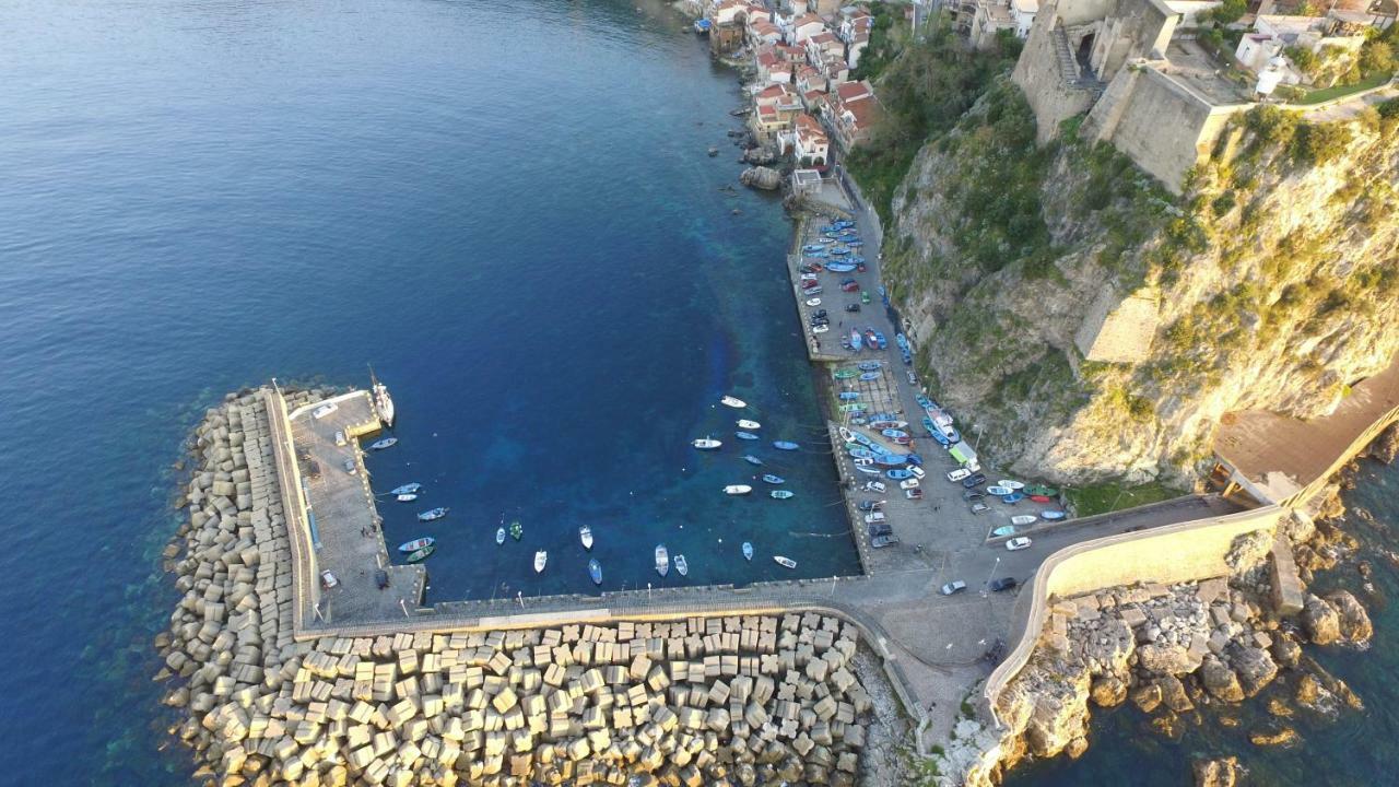 Il Ritratto Casa Vacanza Scilla Exterior photo